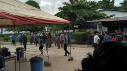Disa fshatarë në Guatemala sulmojnë ekipin e vaksinimit