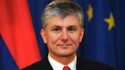Vuçiqi akuzohet se qëndron pas peticionit për lirimin e vrasësit të Zoran Gjingjiqit