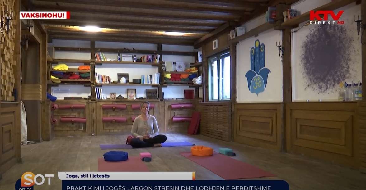 Praktikimi i Jogës largon stresin dhe lodhjen e përditshme