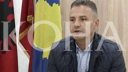 Jashari: Studentët ndërkombëtarë nuk do të duhej të ndaleshin për ta vizituar kompleksin në Prekaz
