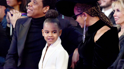 Blue Ivy sërish rrëmben vëmendjen nga prindërit Beyonce dhe Jay-Z 