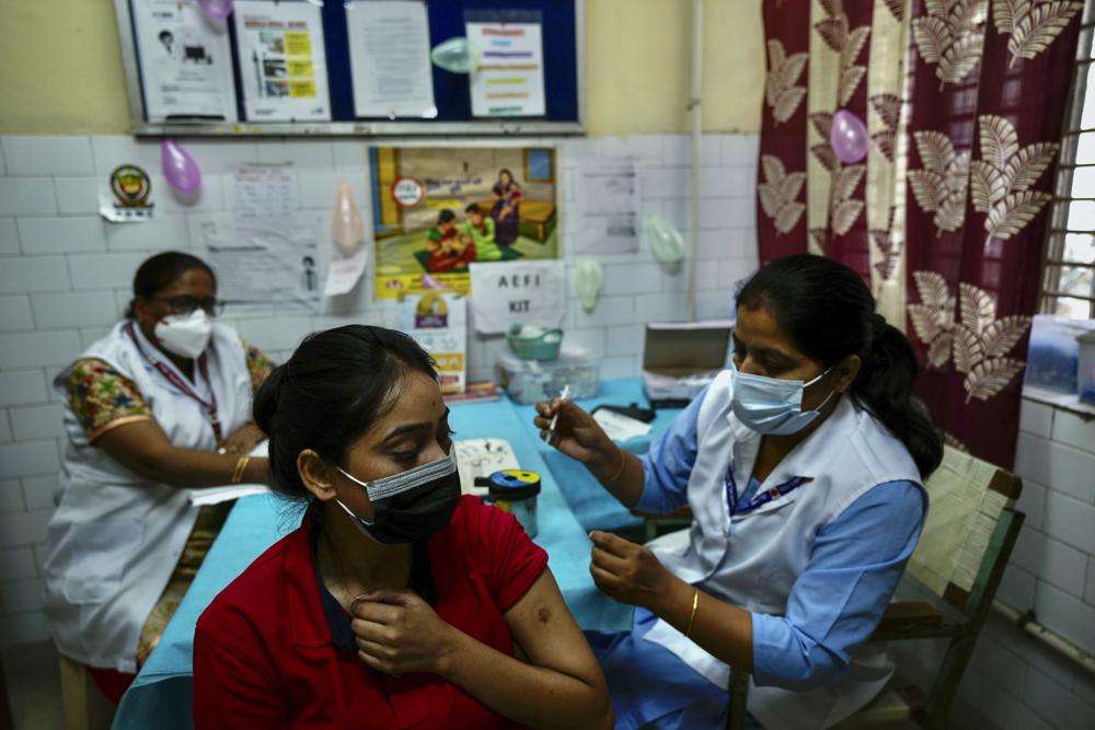 India arrin shifrën e një miliard vaksinave anti-COVID