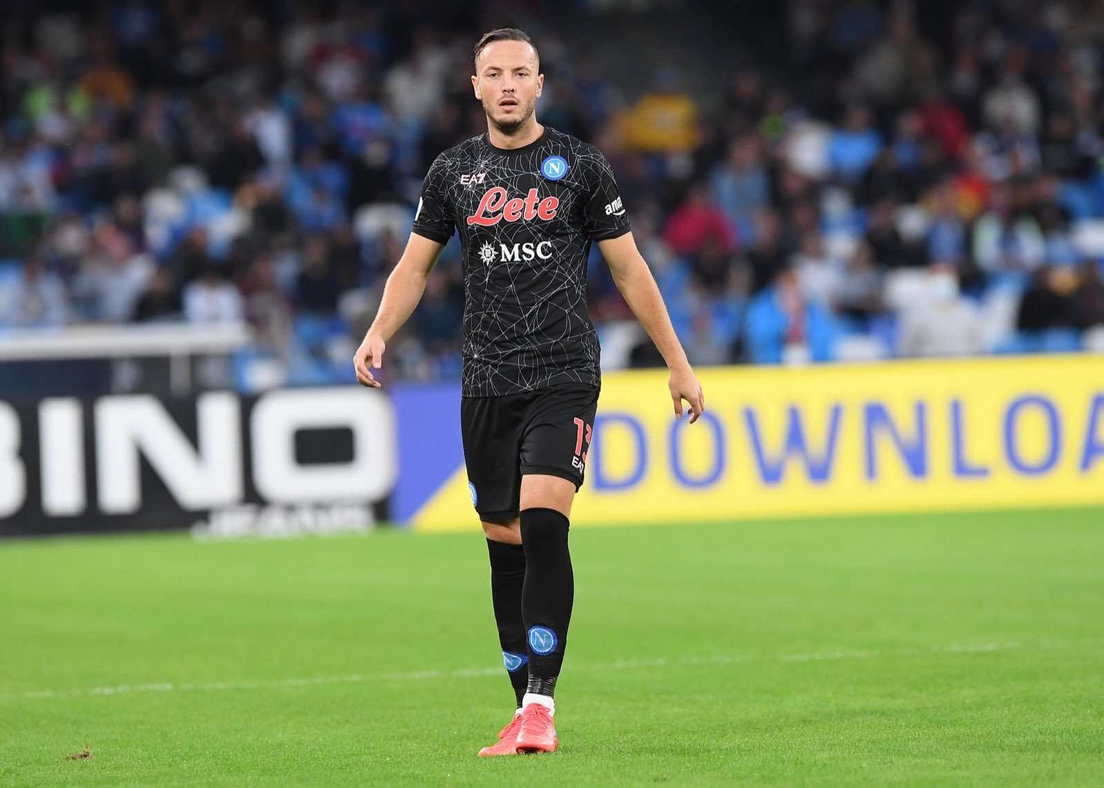 Napoli ka fituar siguri me Rrahmanin në mbrojtje