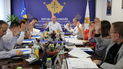 Ndryshimet në KPK, me ligj parashihet që anëtarëve t’u shkëputet mandati në gjysmë