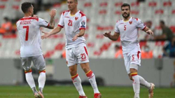 Mali i Zi barazon me Turqinë, Hakshabanoviq titullar, Beqiraj e Vulaj në stol