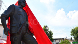 Në Prizren zbulohet shtatorja e heroit Selajdin Berisha