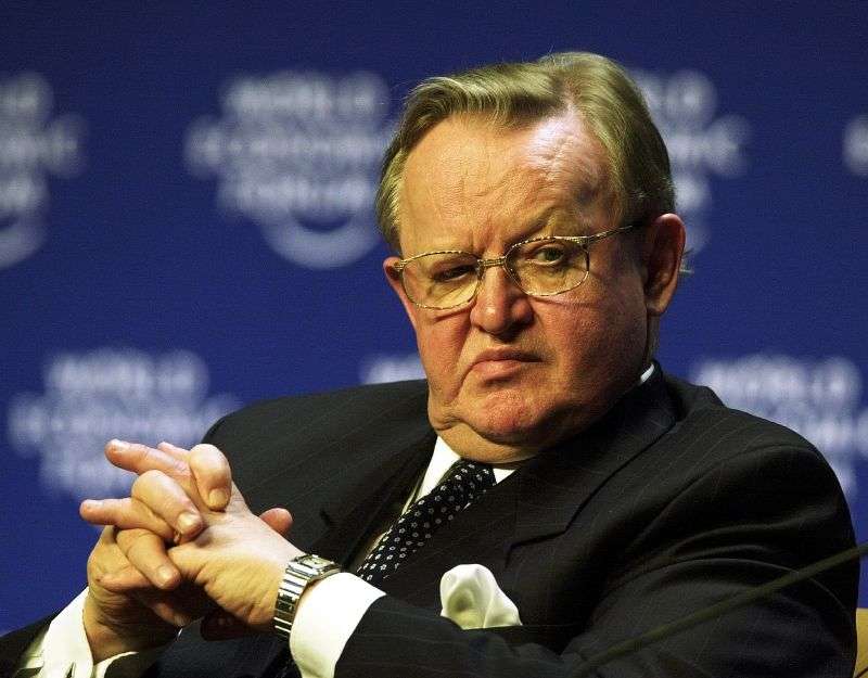 Ahtisaari diagnostikohet me sëmundjen e Alzheimerit, tërhiqet nga angazhimet publike