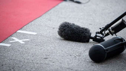 Mohuesit e virusit futen brenda zyrave të televizionit publik slloven
