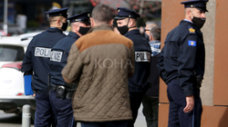 Zyrtari i AUV-it po i lajmëronte bizneset në Prizren për aksionet anti-COVID të Policisë