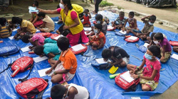 Mbyllja e shkollave në Indi “katastrofike” për nxënësit e varfër