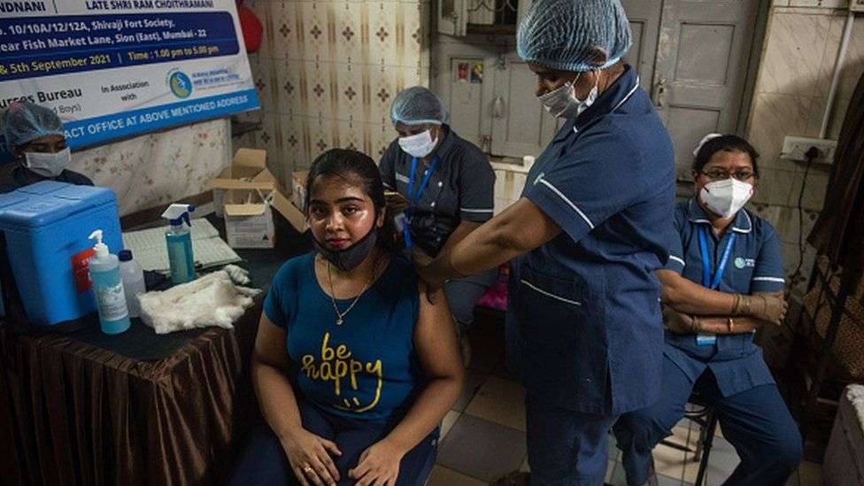 India ka administruar më shumë vaksina se të gjitha shtetet e G7-s në gusht