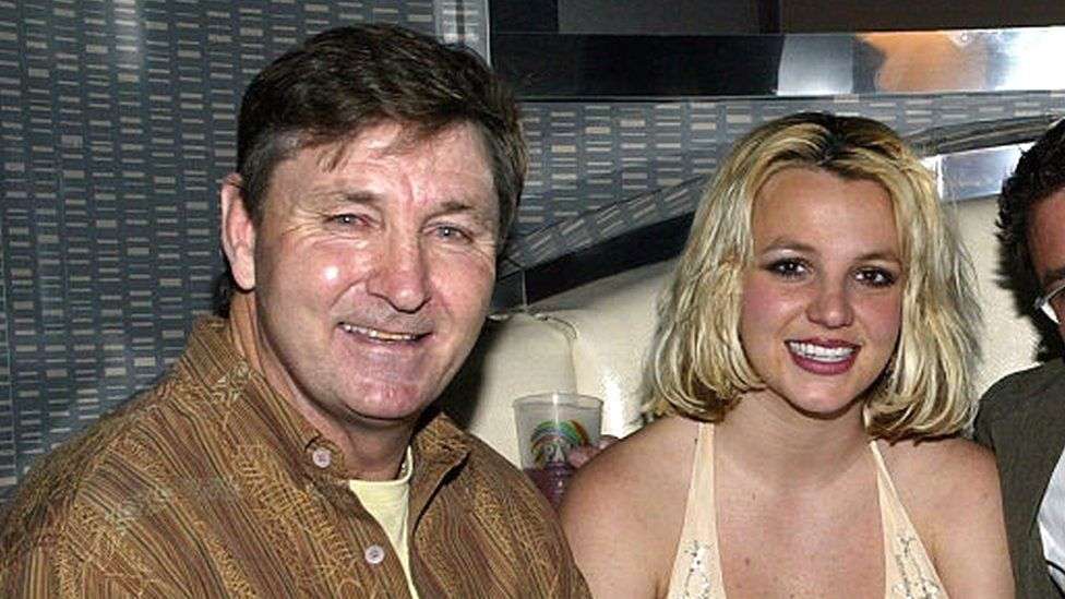 Babai i Britney Spears paraqitet zyrtarisht në gjykatë për t'i dhënë fund kujdestarisë