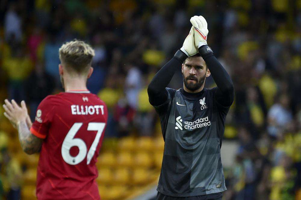 Trajnerët e ekipeve angleze, të pasigurt për aktivizimin e futbollistëve nga Amerika e Jugut