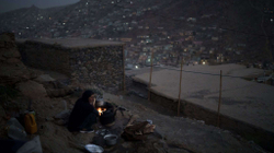 Afganët mezi po e mbijetojnë krizën humanitare