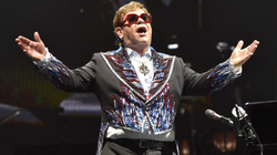 Elton John e anulon turneun për shkaqe shëndetësore