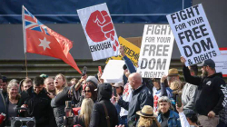 Policia arreston me dhjetëra protestues antivaksinë në Melbourne