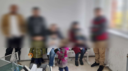 Arrestohet një person në Gjakovë për kontrabandim të 9 migrantëve