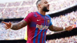 Barcelona nxjerr në shitje Depayn