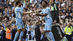 Sterling i pazëvendësueshëm tek Anglia, rezervist te City
