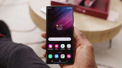 Samsungu do t’i lejojë përdoruesit e Galaxys që t’i riparojnë vetë pajisjet