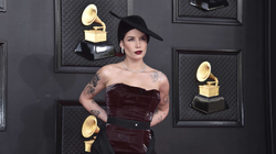 Halsey e ndoqi ceremoninë “Grammy” vetëm disa ditë pas operimit