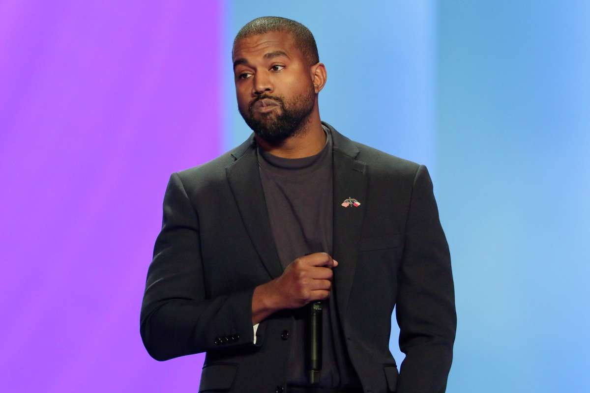 Kanye West ankohet se po ia zhvlerësojnë pasurinë