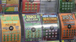 Rrëfimi i shoferit të kamionit që i fitoi 50 mijë dollarë në lotari