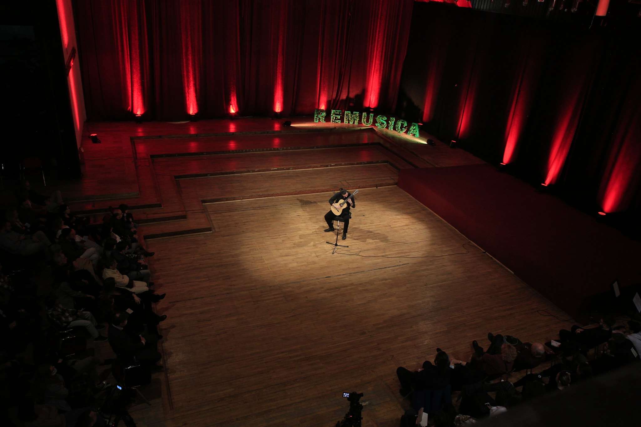 renew, koncert, kitare