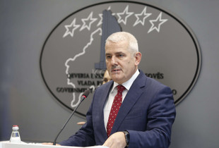 Xhelal Sveçla, arrestimi i policëve, MPB