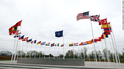 Evropa “neutrale” tkurret përballë zgjerimit të NATO-s