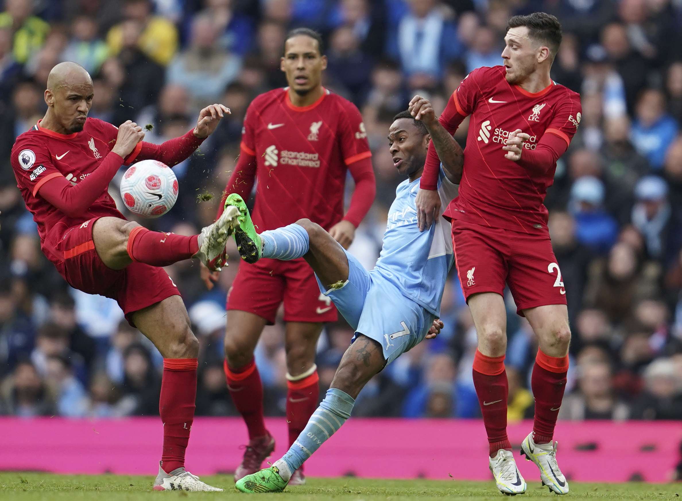 manchester city, liverpool, 10 prill, kohanet, futboll