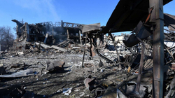 Rusia po bombardon shtëpi private në Dnipro
