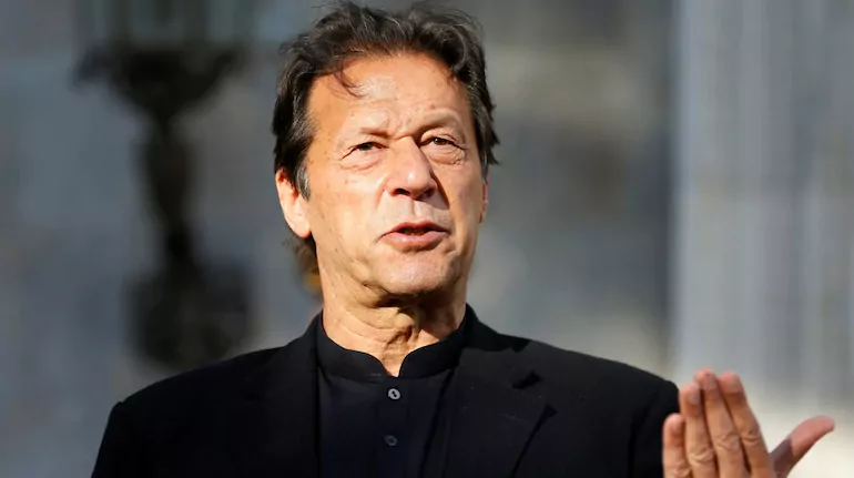 Parlamenti ka rrëzuar kryeministrin pakistanez, Khan