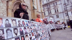 Bucha ua ngjall kujtimet nënave të Srebrenicës