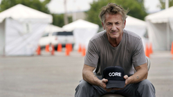 Sean Penn po mendon t’i bashkohet luftës kundër Rusisë