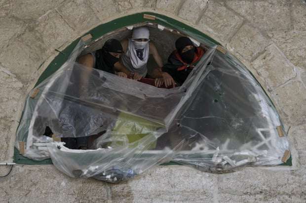 Përplasje mes izraelitëve e palestinezëve te xhamia al-Aqsa