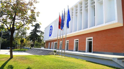 Përçarja në PD, shumica e deputetëve në krah të Alibeajt