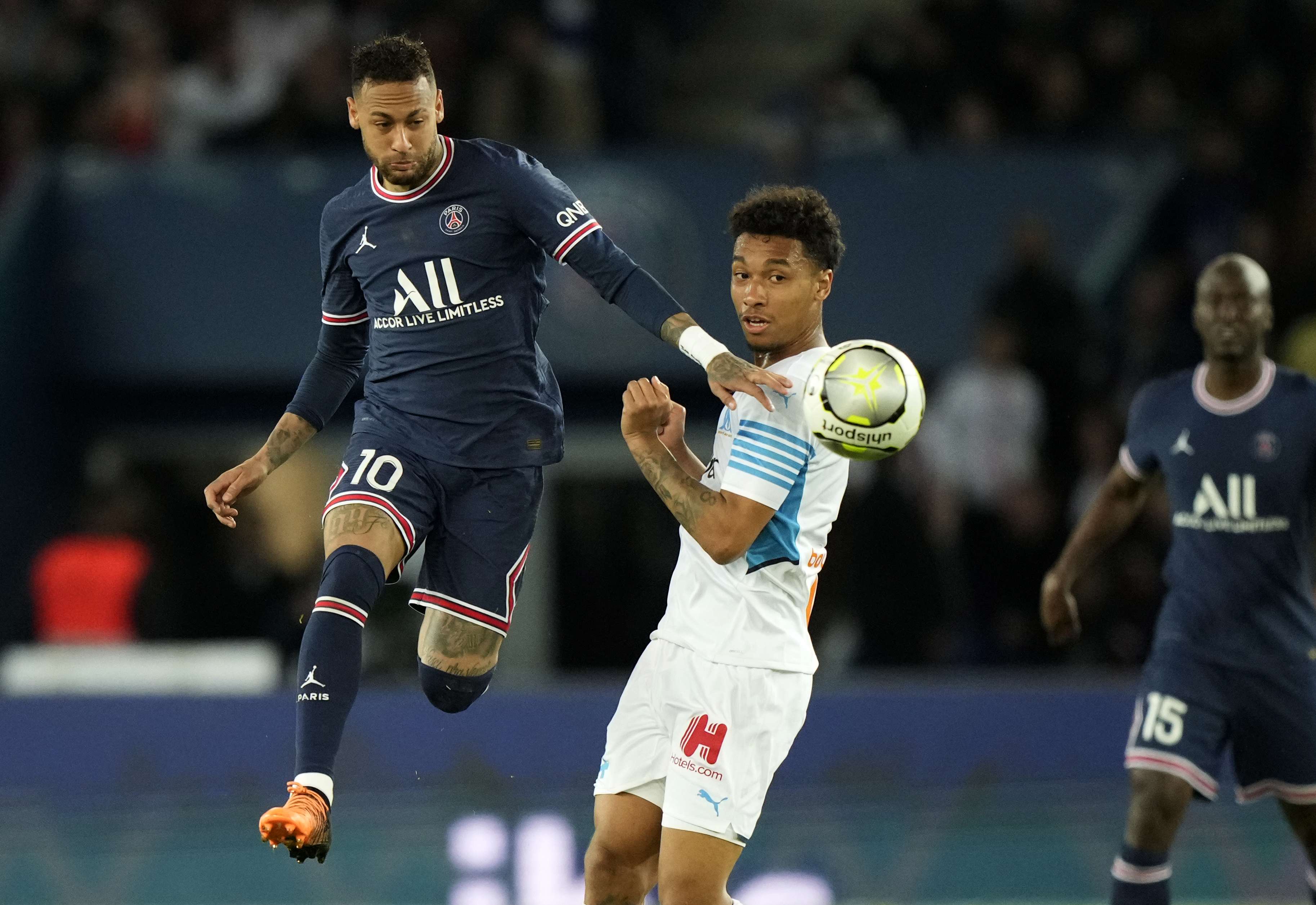 Neymar dhe Mbappe i japin fitoren PSG-së në derbin ndaj Marseilles
