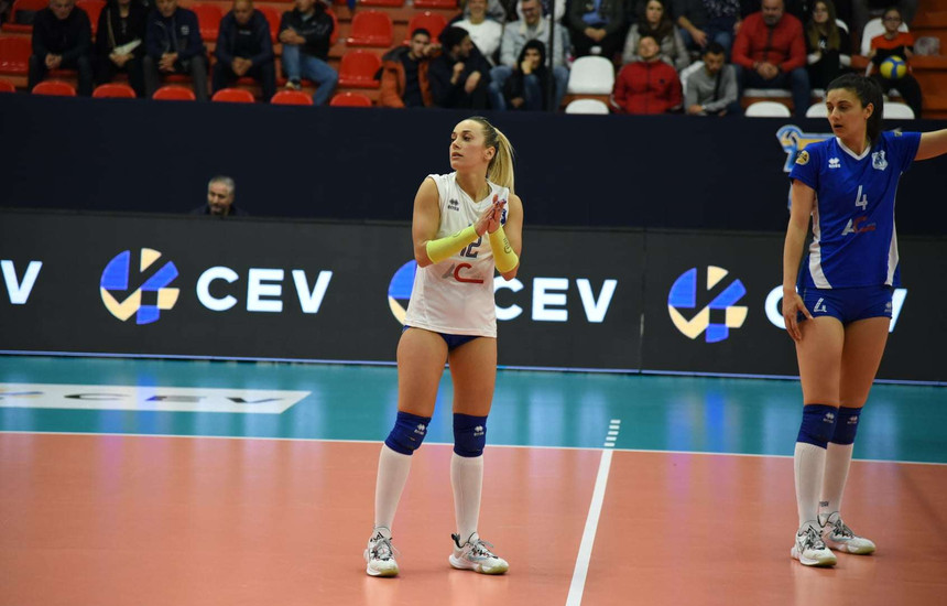 Xhudjena Kruti - volejboll