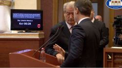 Përplasje në Kuvendin e Shqipërisë, Berisha s’e lë të flasë Alibeajn