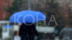 Vazhdojnë reshjet e shiut edhe të premten në Kosovë