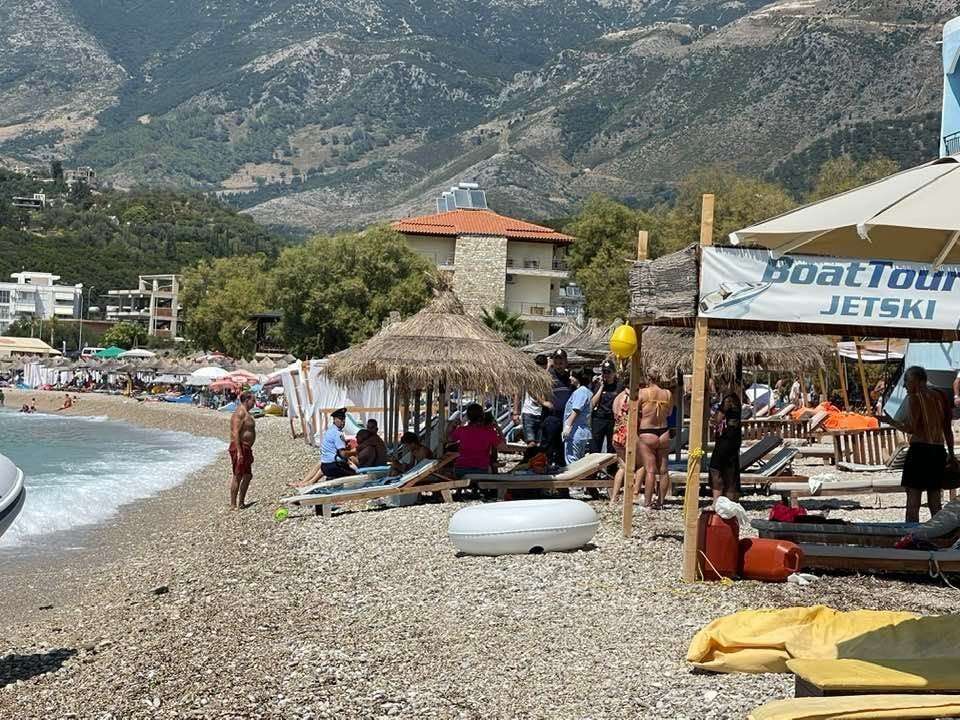 Himarë, përjashtohet oficeri i Policisë që dyshohet se goditi për vdekje një 7-vjeçare 