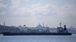 Turqia: Tri anije të tjera gruri pritet të nisen nga portet e Ukrainës të premten