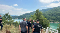 Sveçla viziton policinë në veri: Përkundër sfidave, pashë vendosmëri dhe entuziazëm për punë