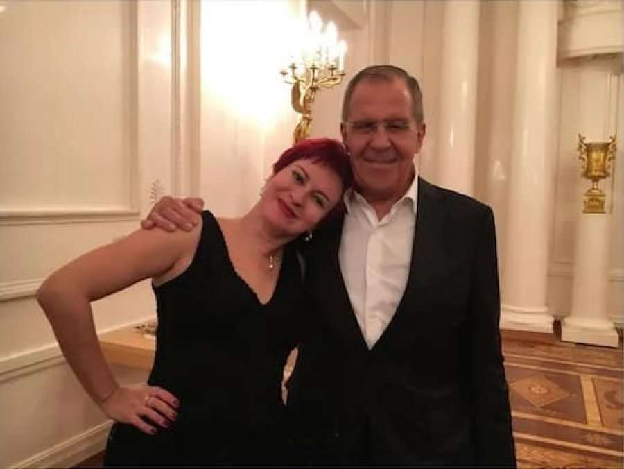 Ambasada ruse në Beograd e quan provokim ndalimin e ruses në Kosovë