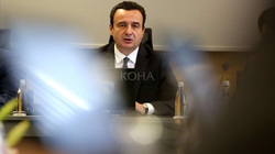 Kurti: Barrikadat në veri nuk i përfaqësojnë serbët e Kosovës