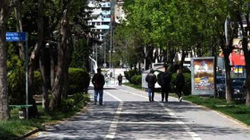 Mbyllet rruga Mitrovicë-Jarinjë për shkak të rrëshqitjes së gurëve