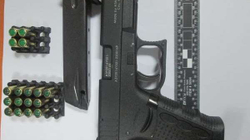 Konfiskohen dy armë në dy ahengje në Mitrovicë e Skenderaj