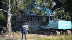 Estonia largon monumentin e Bashkimit Sovjetik