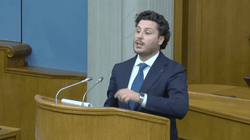 Abazoviqi sot përballet me votën e mosbesimit